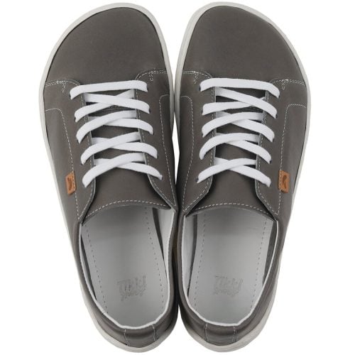 Боси обувки Tikki - Finn Gray 36-44 EU. Оптимално пространство за пръстите, естествена кожа, функционалност с минималистичен дизайн.