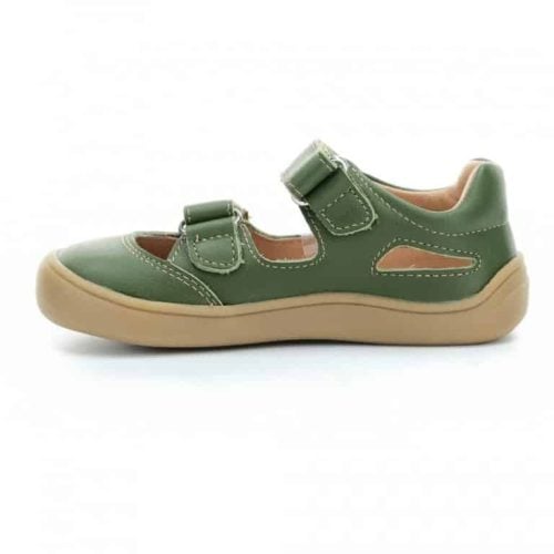 PROTETIKA Tery Green са детски боси сандали от естествена кожа. Това е чисто нов модел за 2023 г., с нова подметка и подобрени характеристики.