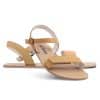 Be Lenka Grace Sand са стилни ръчно изработени висококачествени дамски боси сандали, създадени за голямо разнообразие от поводи с модерен дизайн.