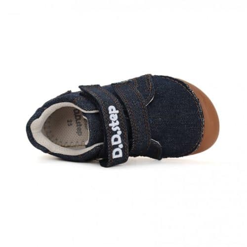 Боси обувки DD Step Dark Denim. Направени от текстил, с гумена изключително гъвкава подметка. Леки и издръжливи, равна стелка.