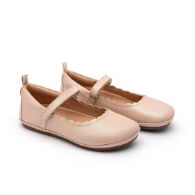 Детски боси обувки Tip Toey Joey - MISTY - PINK DREAM.С каишки, които предпазват малките крачета, нашите сандали SAND осигуряват стабилност и баланс.