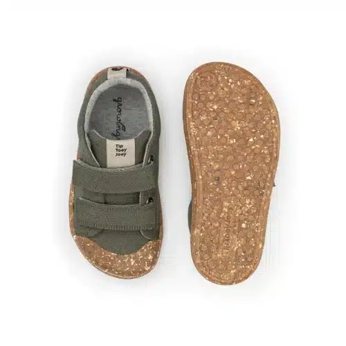 Боси обувки Tip Toey Joey - RAMP Green Eco (текстил). С уличен стил, RAMP е идеален за ежедневно носене. С двойните велкро закопчалки се закопчават лесно.