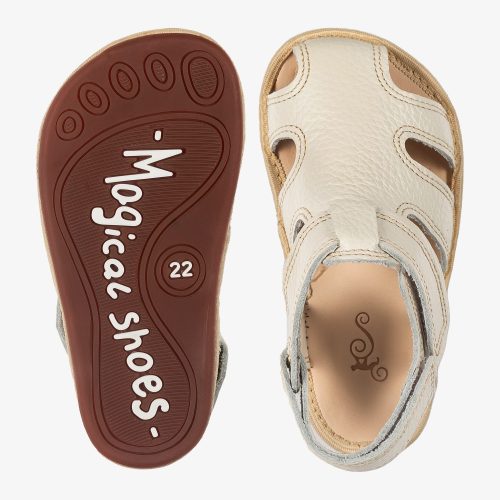 Детски сандали Janu - Пълноценно решение за здравето на крачетата. Изработени от висококачествена кожа. Подходящи и за прохождане.