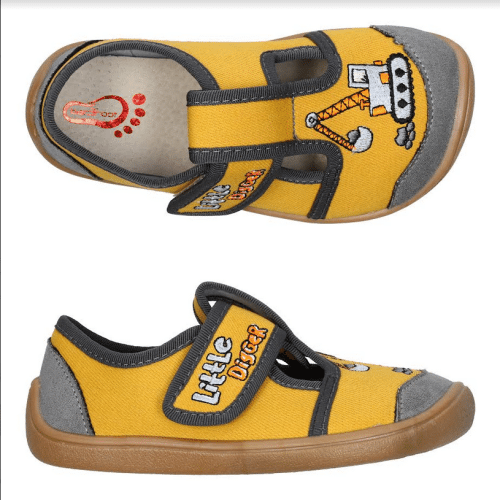 Текстилни боси пантофи на полската марка Bar3foot. Пантофи за вкъщи, пантофи за детска градина. Гъвкава подметка, широко краче.