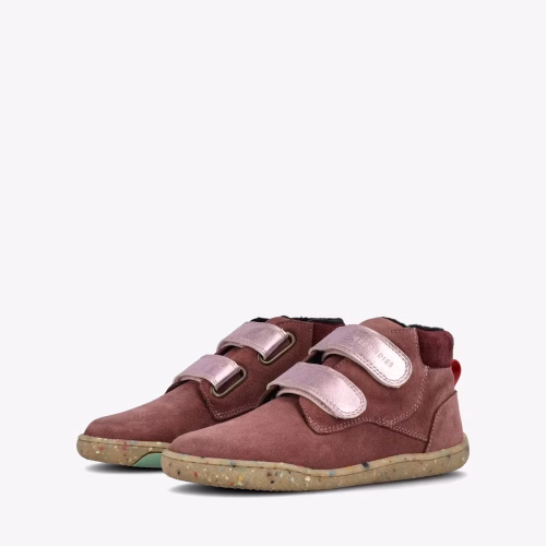 Боси обувки Groundies Nanouk - Розови.Здравей Нанук, идеален си за малки крачета! Тази удобна и здрава боса обувка, изработена от мека велурена кожа.