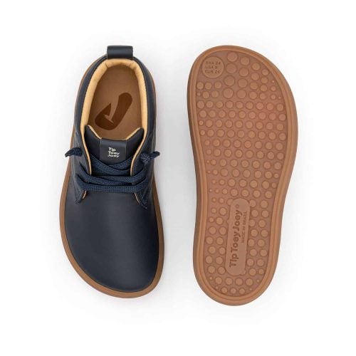 Боси обувки Tip Toey Joey Rambler - Navy. Естествена кожа, готин дизайн, удобство и качествени материали. Свежи боси обувки - това са Tip Toey Joey.