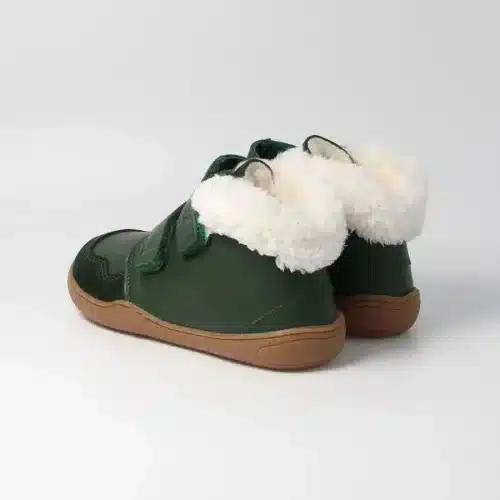 Боси ботуши с естествена вълна bLIFESTYLE - Snow Leopard. Подходящи за най-малките, не толкова високи, за да не пречат на ходенето.