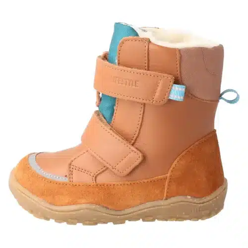 RI –  класическа, функционална зимна обувка, която съчетава само най-добрите характеристики на зимните обувки. TEX мембрана, естествена вълна отвътре.