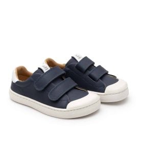 Детски боси обувки TIP TOEY JOEY - RAMP NAVY. С уличен стил, RAMP е идеален за ежедневно носене. Двойните велкро закопчалки се поставят лесно.