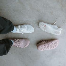 Маркови боси обувки срещу достъпни боси обувки