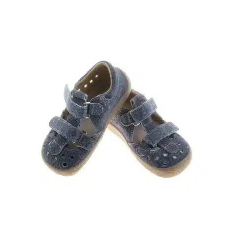 Материал от кожа с текстил. Beda Denis BF0001/SD/W. Напълно гъвкава подметка във всички посоки. Сандали за широки крачета. Боси детски сандали Beda.