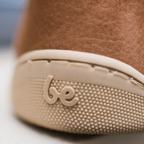 боси обувки за възрастни в канелоно кафяв цвят