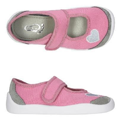 Боси момичешки пантофи със сърчице на марката 3F