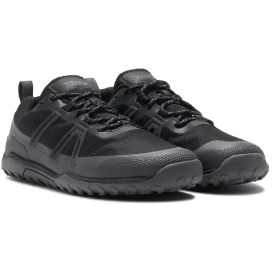 Планински мъжки обувки в черно - с водоустойчива мембрана