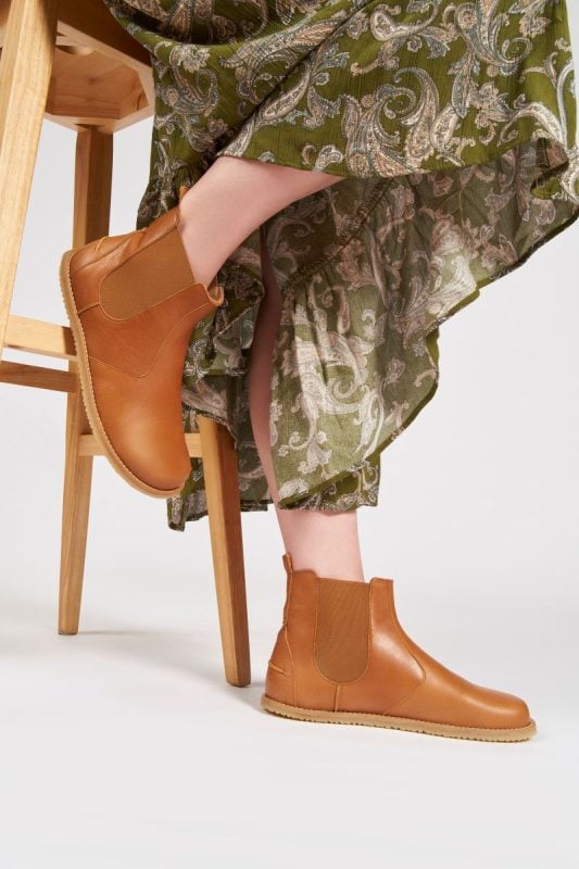 Боси обувки за възрастни Lang Luna в кафяв цвят.