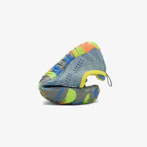 Детски боси обувки Saguaro - Smart I в небесно син цвят с готина шарена подметка