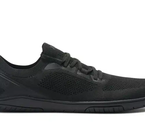 Изключително леки боси маратонки Xero - Nexus Knit в изцяло черно. Подходящи и за тренировки и фитнес.