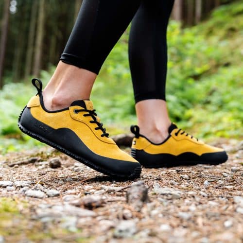 Трейл обувки Be Lenka - Trailwalker в жълто. Боси туристически обувки.