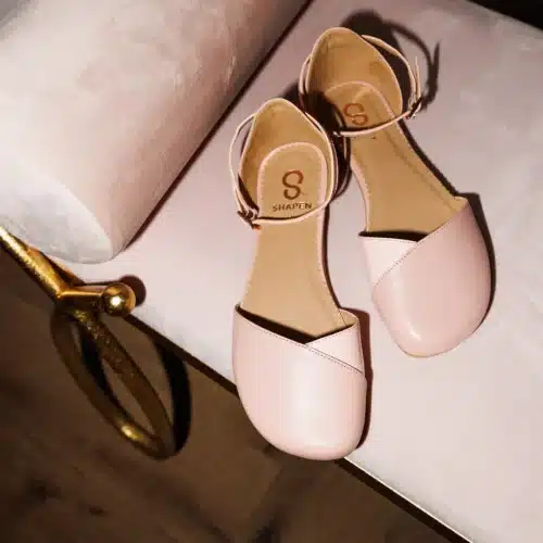 Сандали-балеринки Shapen - Poppy в нежен розов цвят и Regular прилягане.