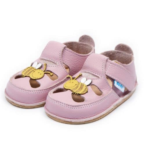 Детски боси сандали от естествена кожа Dodo - розови с пчеличката Мая.