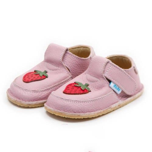 Минималистични обувки (подходящи и за прохождане) Dodo - розови с ягодка.