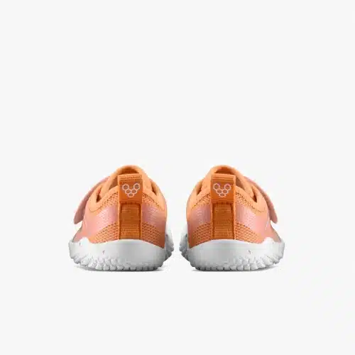 Спортни боси детски маратонки Vivobarefoot - Primus IV в пастелен прасковен цвят.