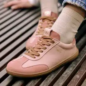 Дамски боси обувки от естествена кожа Jonap - Jampi в розово.