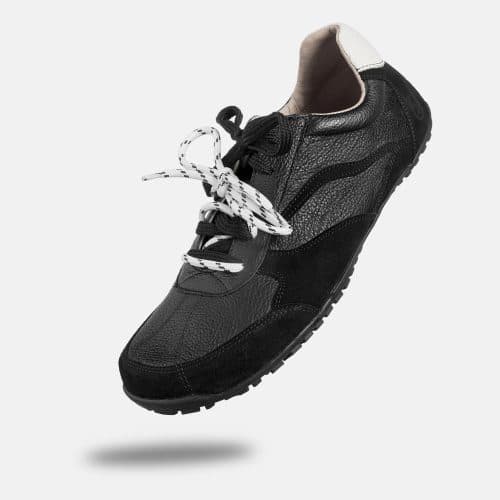 Боси обувки Magical Shoes - Legend в черно, изключително гъвкави.