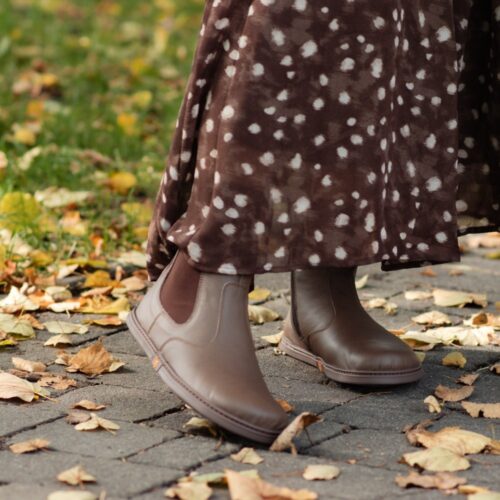 Боси боти тип "Челси" Magical Shoes - Simone от естествена кожа, цвят тауп.